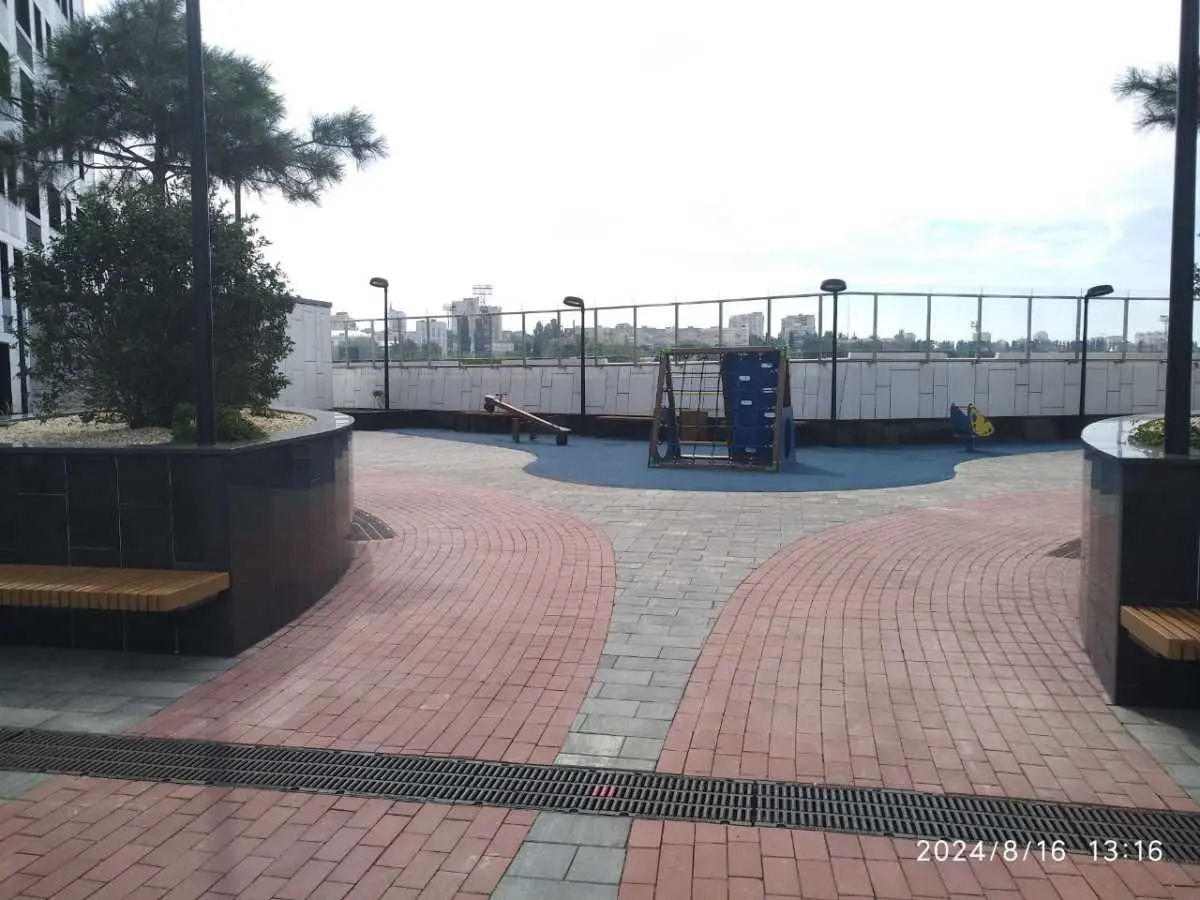 Фото Зняти 3 кімнатну квартиру, Берестейський просп. (Перемоги) 11 Київ в довгострокову оренду, ціна: 1000 USD, код 9247