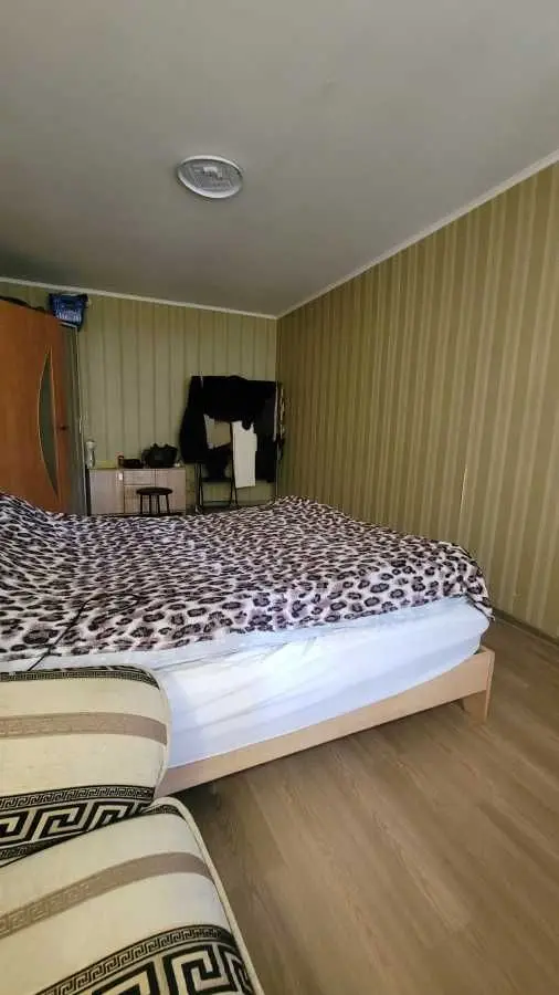Фото Selling a 1-room apartment, 31 sq.m., Bohdana Khmelnytskoho Avenue (Heroiv Stalinhrada Street)  Dnipro, price: 27000 USD, code 9248