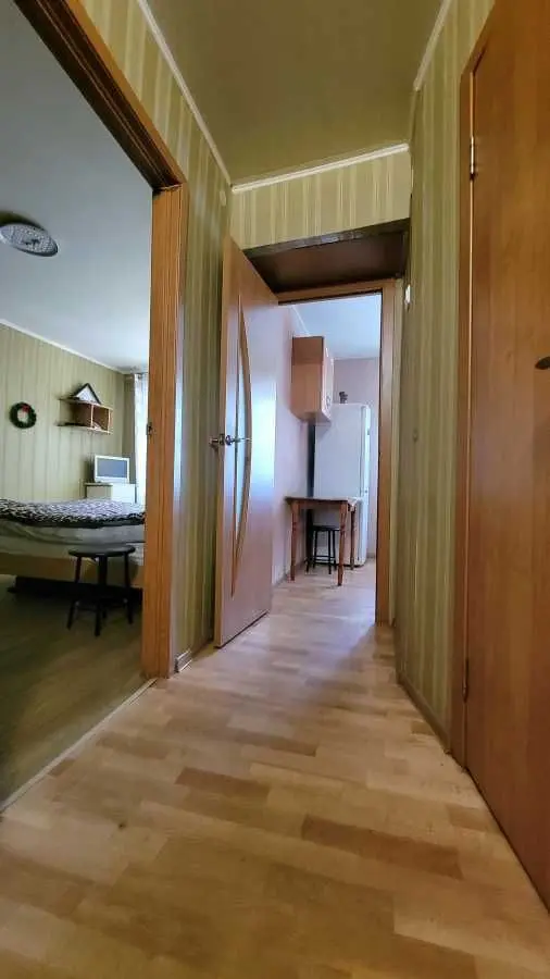Фото Selling a 1-room apartment, 31 sq.m., Bohdana Khmelnytskoho Avenue (Heroiv Stalinhrada Street)  Dnipro, price: 27000 USD, code 9248