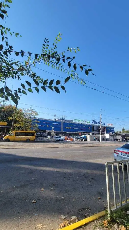 Фото Selling a 1-room apartment, 31 sq.m., Bohdana Khmelnytskoho Avenue (Heroiv Stalinhrada Street)  Dnipro, price: 27000 USD, code 9248