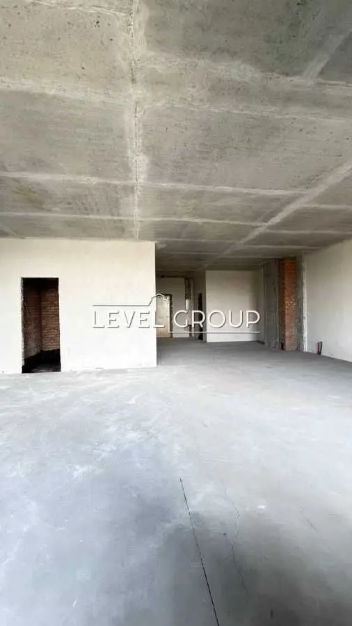 Фото Продаю 3 кімнатну квартиру, 133 кв. м, Андрія Верхогляда вул. (Михайла Драгомирова)  Київ, ціна: 414000 USD, код 9249