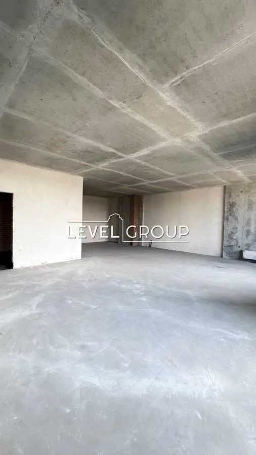 Фото Продаю 3 кімнатну квартиру, 133 кв. м, Андрія Верхогляда вул. (Михайла Драгомирова)  Київ, ціна: 414000 USD, код 9249