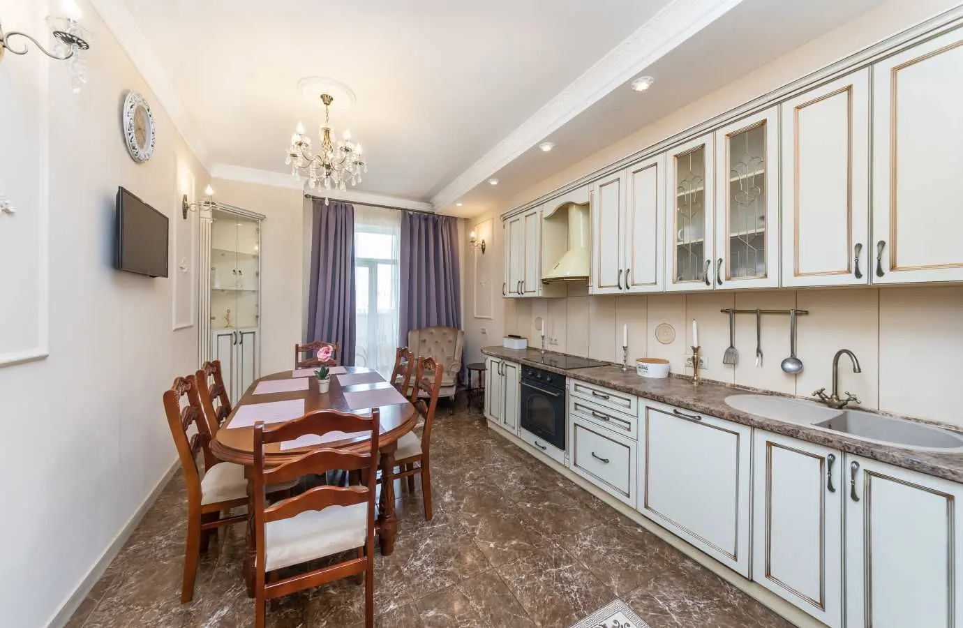 Фото Rent a 3-room apartment, Yevhena Konovaltsia Street (Schorsa Street) 36Е Kyiv for long-term rent, price: 38000 UAH, code 9253