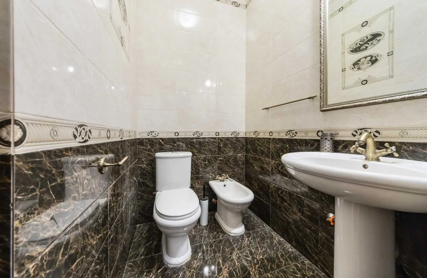 Фото Rent a 3-room apartment, Yevhena Konovaltsia Street (Schorsa Street) 36Е Kyiv for long-term rent, price: 38000 UAH, code 9253
