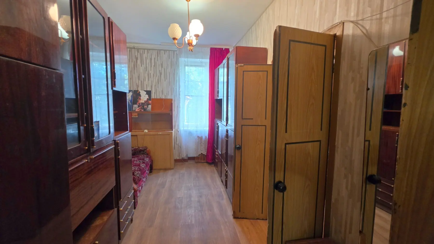Фото Selling a 1-room apartment, 28 sq.m., Myru Street 8 Kharkiv, price: 15000 $, code 9255