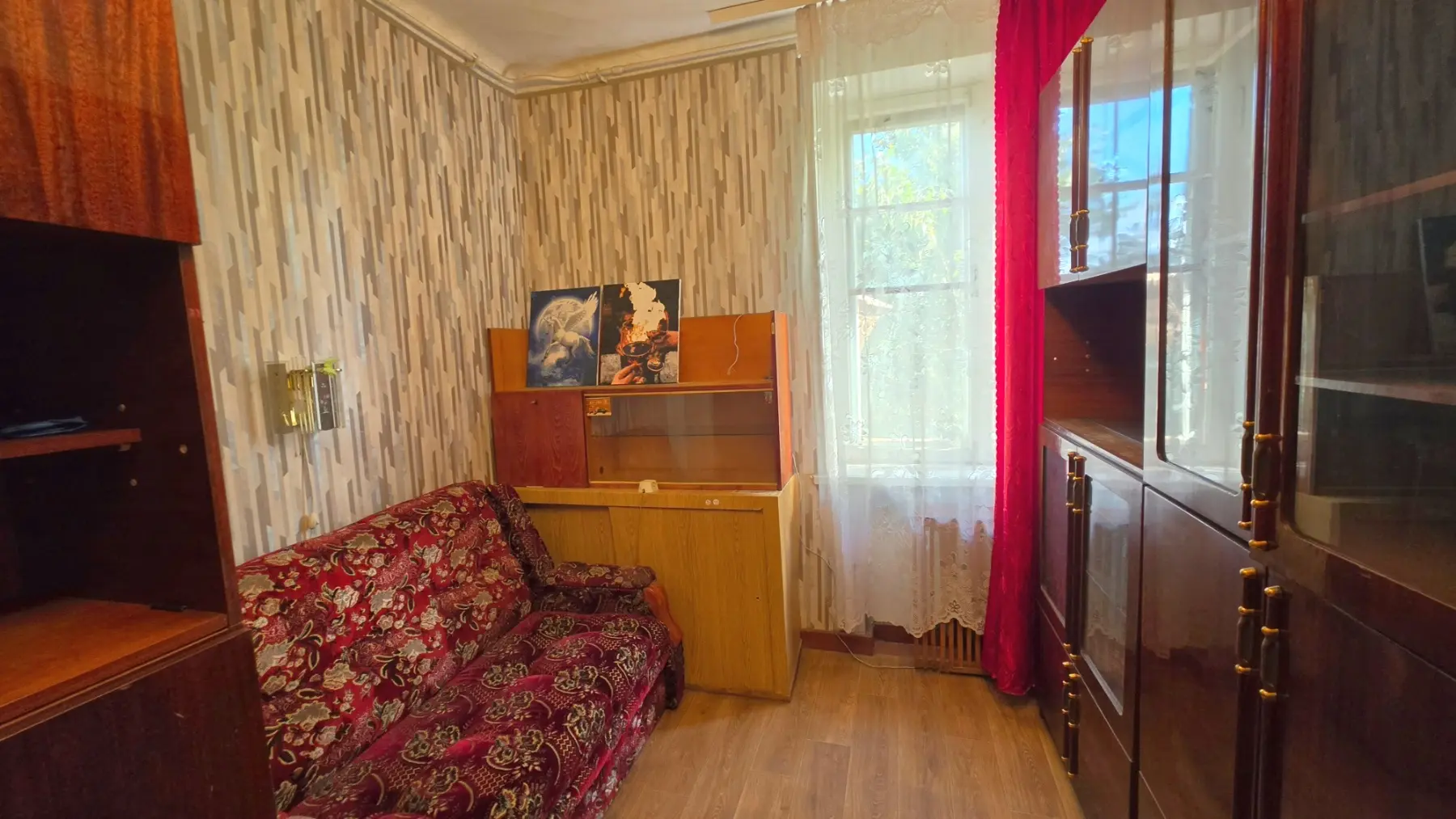 Фото Selling a 1-room apartment, 28 sq.m., Myru Street 8 Kharkiv, price: 15000 $, code 9255