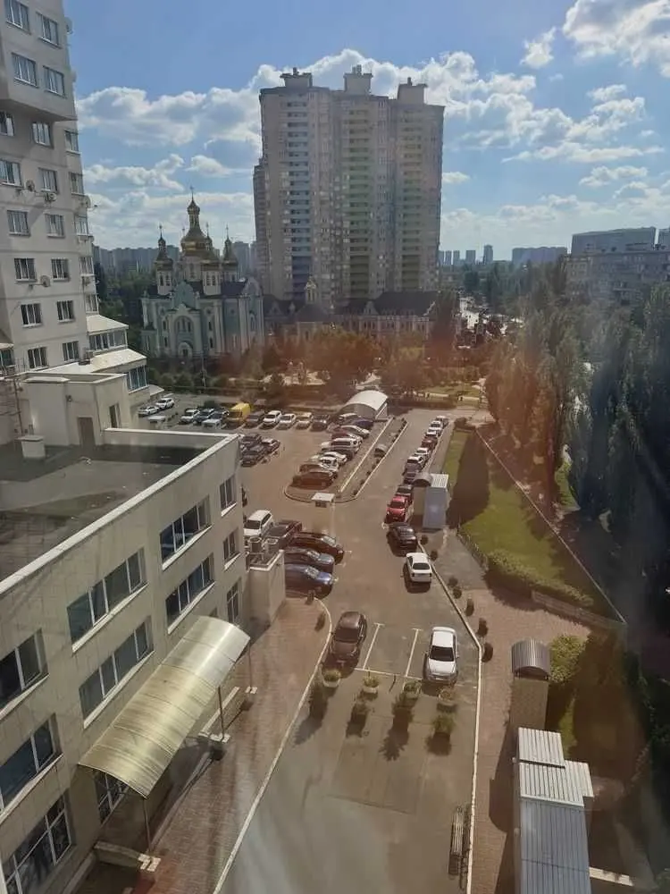 Фото Продаю 1-комнатную квартиру, 55.5 кв. м, Юрия Шумского ул. 1 Киев, цена: 107500 USD, код 9264