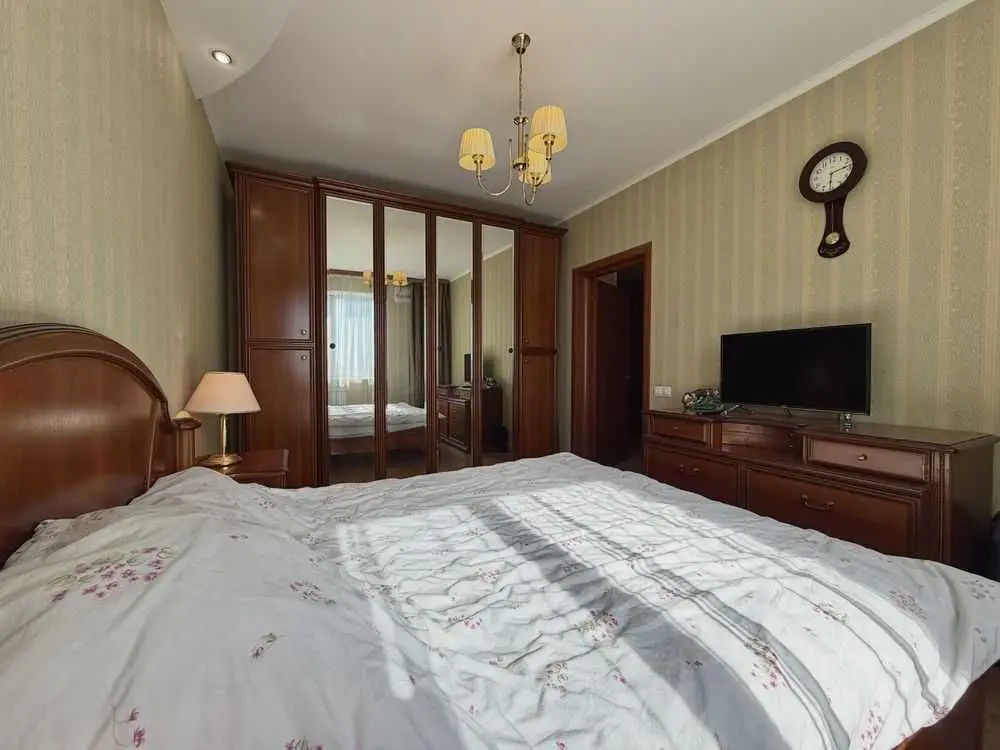 Фото Продаю 1-комнатную квартиру, 55.5 кв. м, Юрия Шумского ул. 1 Киев, цена: 107500 USD, код 9264