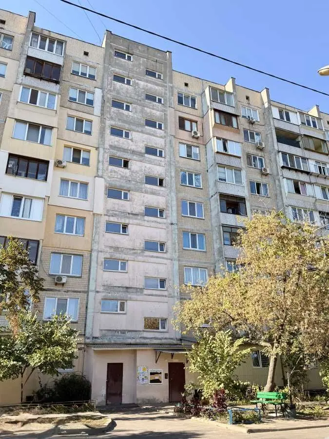 Фото Продаю 1-комнатную квартиру, 33 кв. м, Северная ул. 12 Киев, цена: 64000 USD, код 9265
