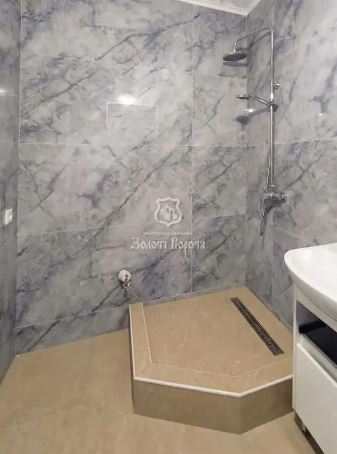 Фото Selling a 3-room apartment, 69 sq.m., Tatarska Street 38 Kyiv, price: 69500 USD, code 9271