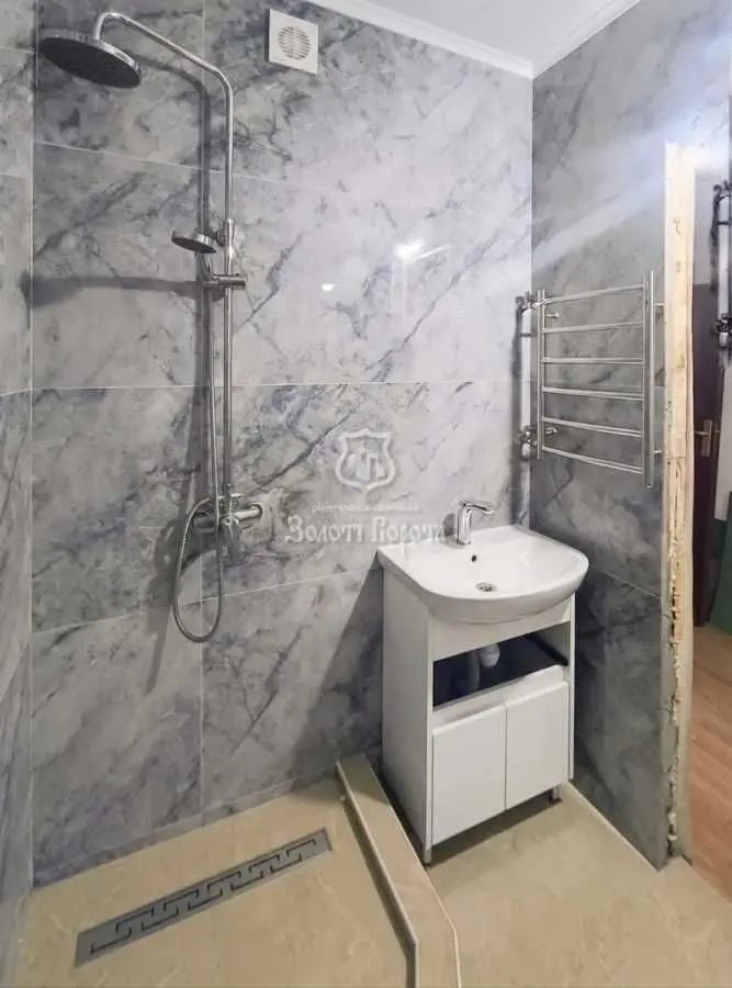 Фото Selling a 3-room apartment, 69 sq.m., Tatarska Street 38 Kyiv, price: 69500 USD, code 9271