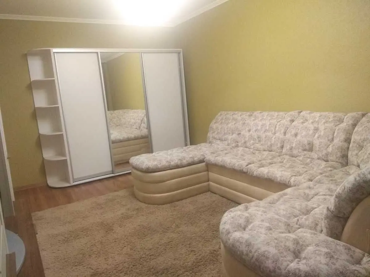 Фото Зняти 2 кімнатну квартиру, Архітектора Вербицького вул. 14в Київ в довгострокову оренду, ціна: 17000 UAH, код 9275
