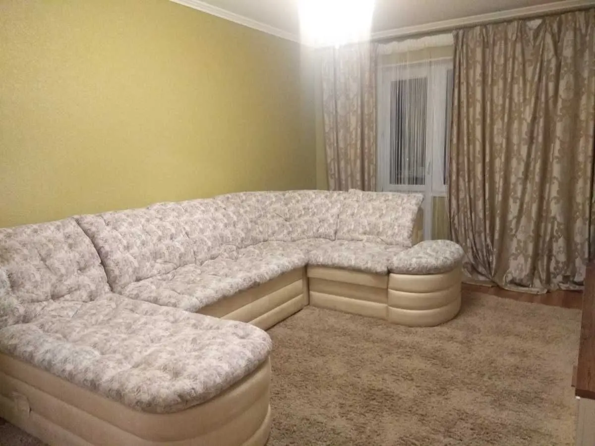 Фото Зняти 2 кімнатну квартиру, Архітектора Вербицького вул. 14в Київ в довгострокову оренду, ціна: 17000 UAH, код 9275
