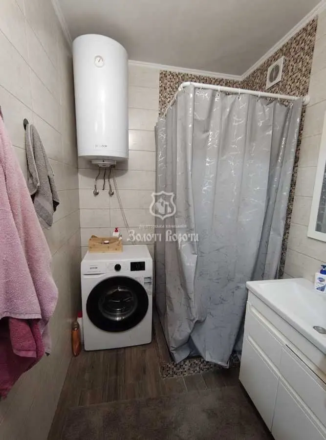 Фото Продаю 3 кімнатну квартиру, 87 кв. м, Володимира Момота вул. (Горького) 42 Бориспіль, ціна: 83000 USD, код 9276