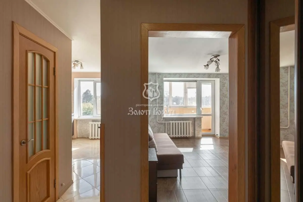 Фото Продаю 1 кімнатну квартиру, 40 кв. м, Тростянецька вул. 97 Київ, ціна: 51000 USD, код 9289