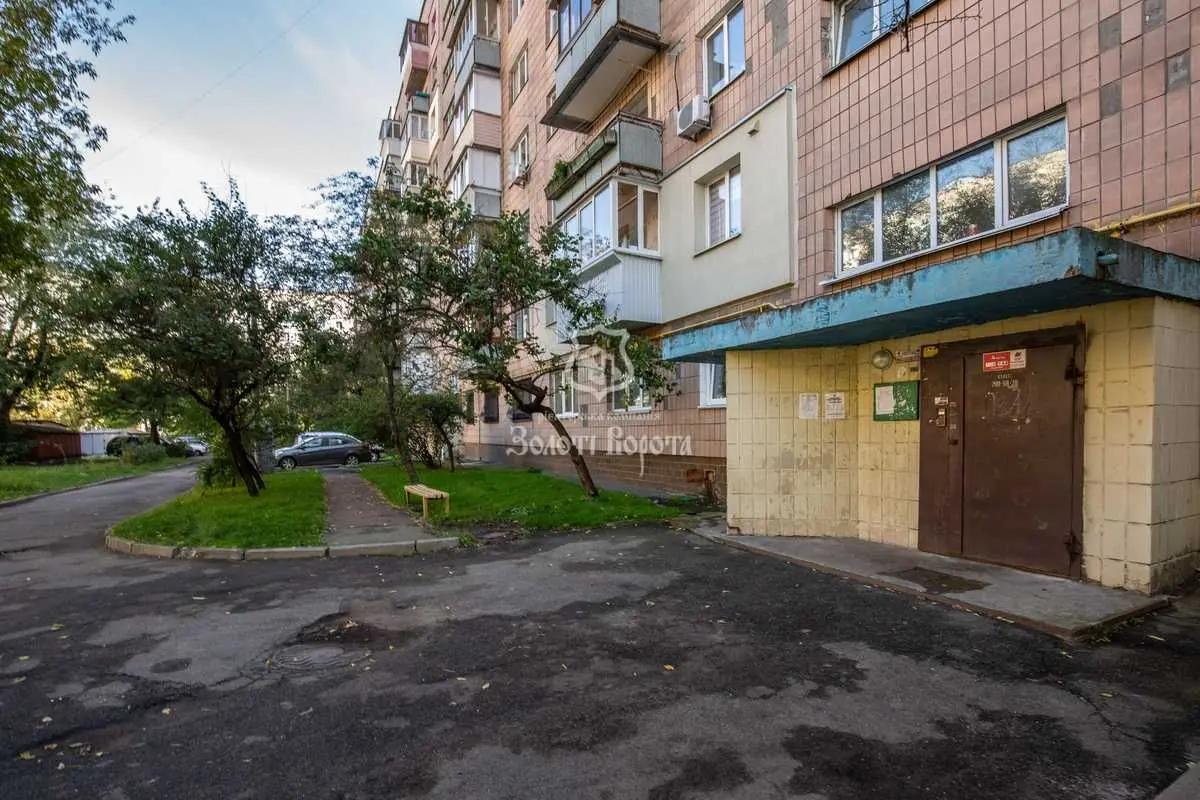 Фото Продаю 1 кімнатну квартиру, 40 кв. м, Тростянецька вул. 97 Київ, ціна: 51000 USD, код 9289