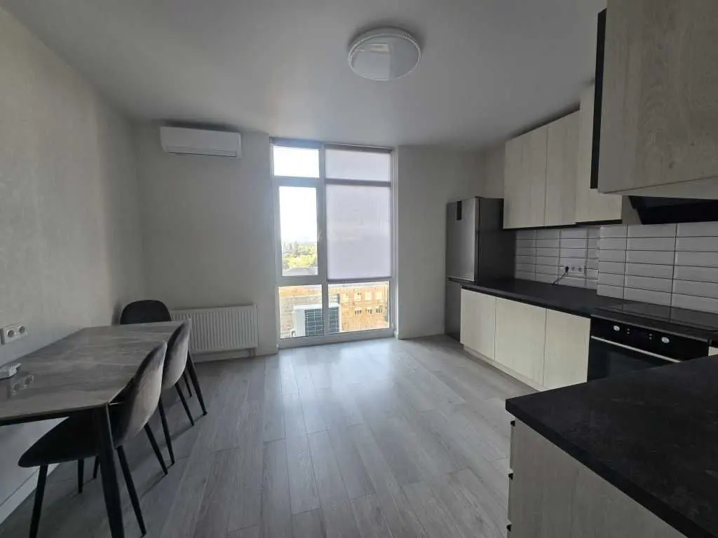 Фото Selling a 1-room apartment, 41 sq.m., Akademika Zabolotnoho Street  Kyiv, price: 88000 USD, code 9292