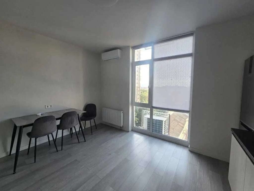 Фото Selling a 1-room apartment, 41 sq.m., Akademika Zabolotnoho Street  Kyiv, price: 88000 USD, code 9292