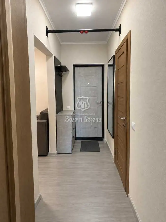 Фото Продаю 1 кімнатну квартиру, 46.7 кв. м, Ревуцького вул.  Київ, ціна: 75000 USD, код 9302