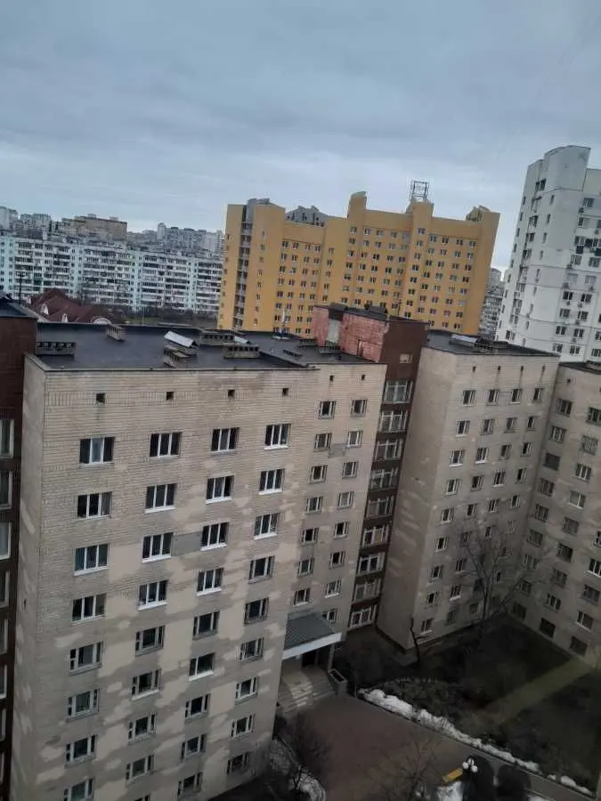Фото Зняти 3 кімнатну квартиру, Левка Лукʼяненка вул. (Маршала Тимошенка) 2М Київ в довгострокову оренду, ціна: 18000 UAH, код 9304