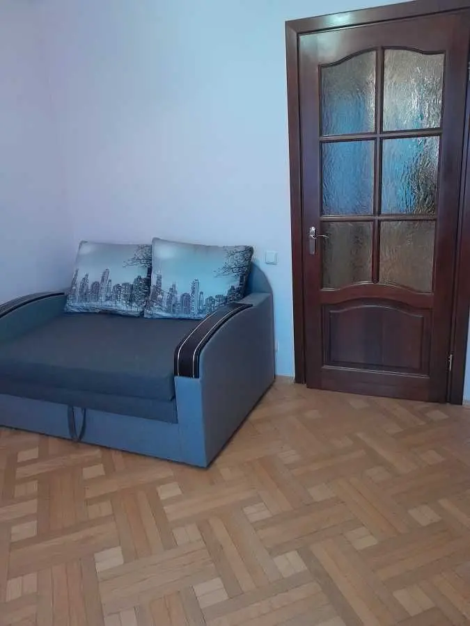 Фото Зняти 3 кімнатну квартиру, Левка Лукʼяненка вул. (Маршала Тимошенка) 2М Київ в довгострокову оренду, ціна: 18000 UAH, код 9304