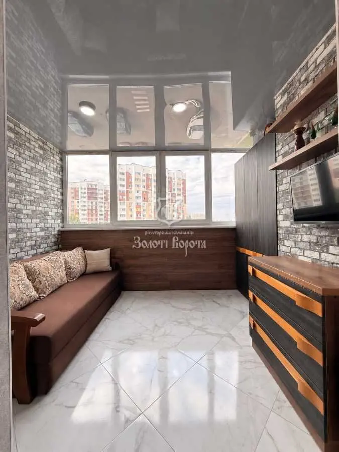 Фото Selling a 1-room apartment, 46.1 sq.m., Mashynobudivnykiv Street  Vyshneve, price: 68000 USD, code 9305