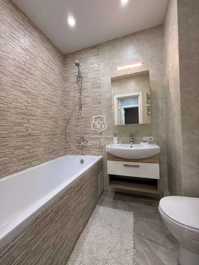 Фото Selling a 1-room apartment, 46.1 sq.m., Mashynobudivnykiv Street  Vyshneve, price: 68000 USD, code 9305