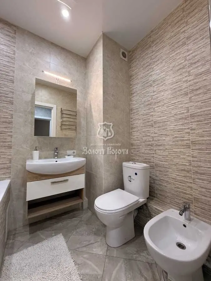 Фото Selling a 1-room apartment, 46.1 sq.m., Mashynobudivnykiv Street  Vyshneve, price: 68000 USD, code 9305