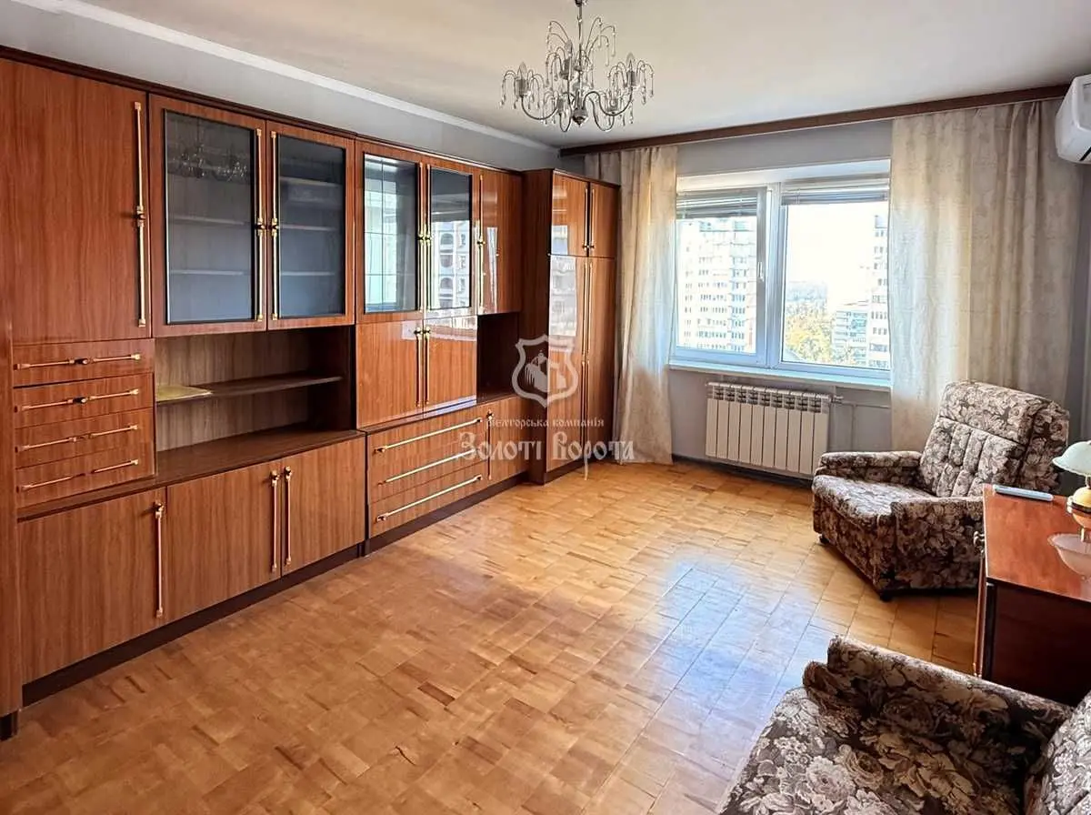 Фото Продаю 2-комнатную квартиру, 58.9 кв. м, Чернобыльская ул.  Киев, цена: 85000 USD, код 9307