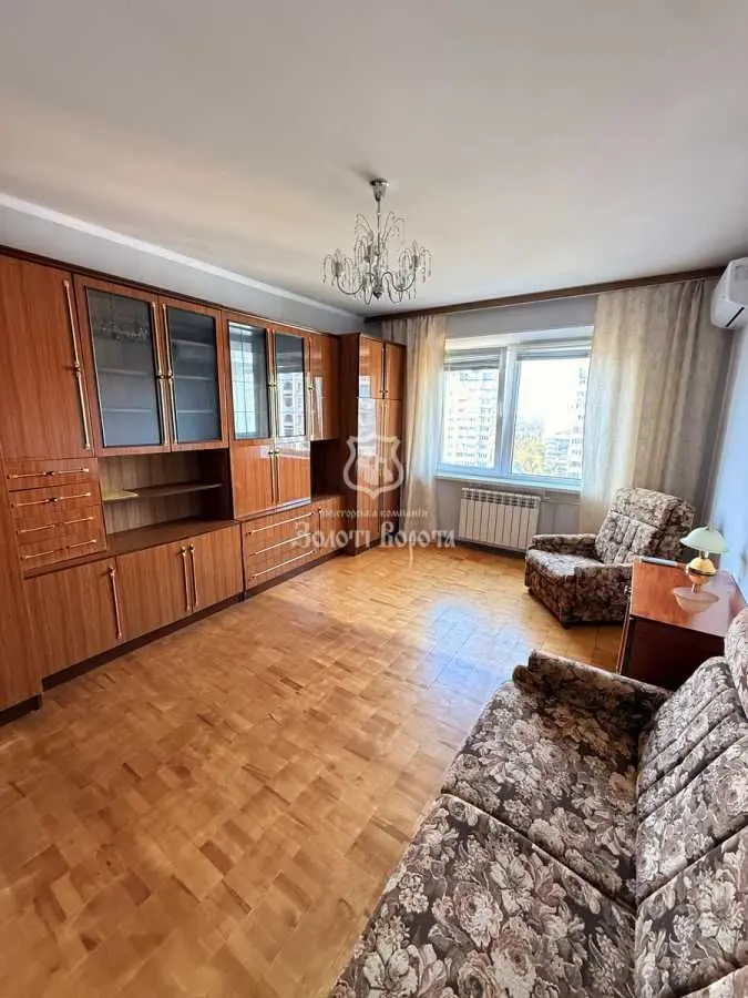 Фото Продаю 2-комнатную квартиру, 58.9 кв. м, Чернобыльская ул.  Киев, цена: 85000 USD, код 9307