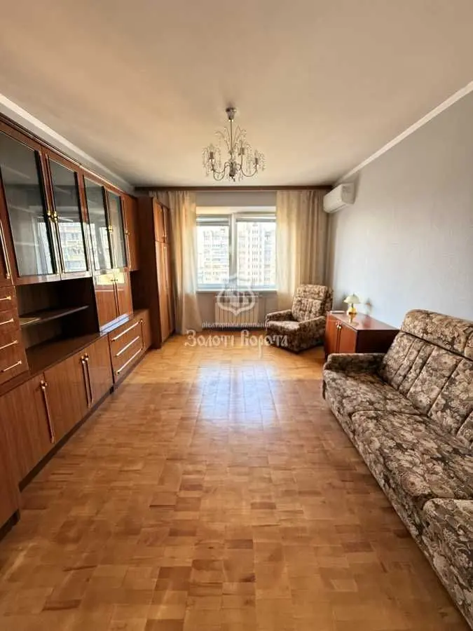 Фото Продаю 2-комнатную квартиру, 58.9 кв. м, Чернобыльская ул.  Киев, цена: 85000 USD, код 9307