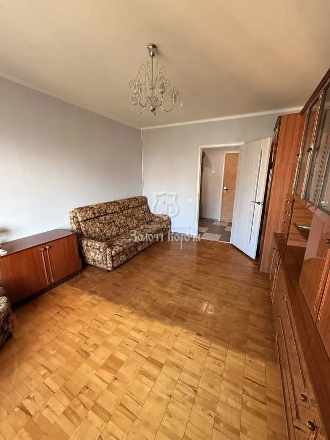 Фото Продаю 2-комнатную квартиру, 58.9 кв. м, Чернобыльская ул.  Киев, цена: 85000 USD, код 9307
