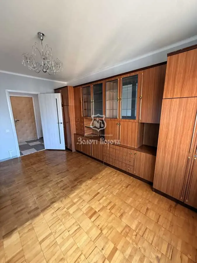 Фото Продаю 2-комнатную квартиру, 58.9 кв. м, Чернобыльская ул.  Киев, цена: 85000 USD, код 9307
