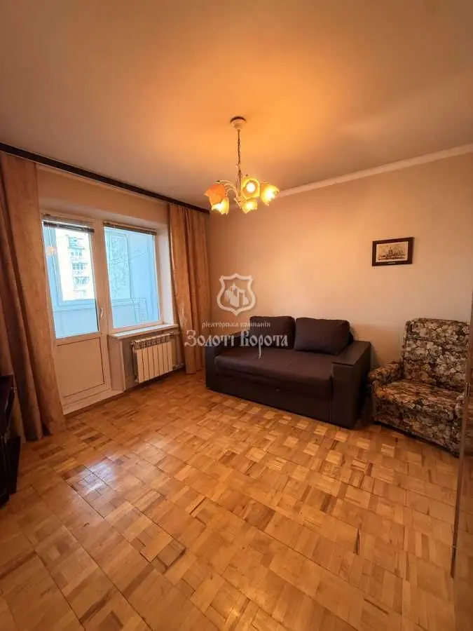 Фото Продаю 2-комнатную квартиру, 58.9 кв. м, Чернобыльская ул.  Киев, цена: 85000 USD, код 9307
