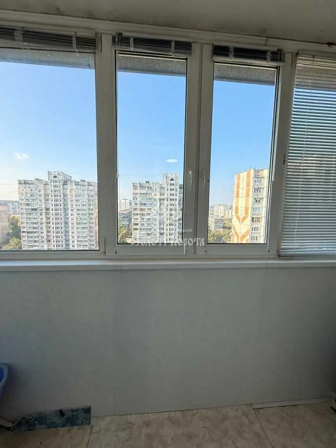 Фото Продаю 2-комнатную квартиру, 58.9 кв. м, Чернобыльская ул.  Киев, цена: 85000 USD, код 9307