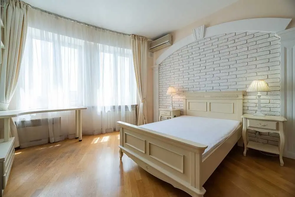 Фото Продаю 4-комнатную квартиру, 150 кв. м, Дмитриевская ул.  Киев, цена: 200000 USD, код 9308