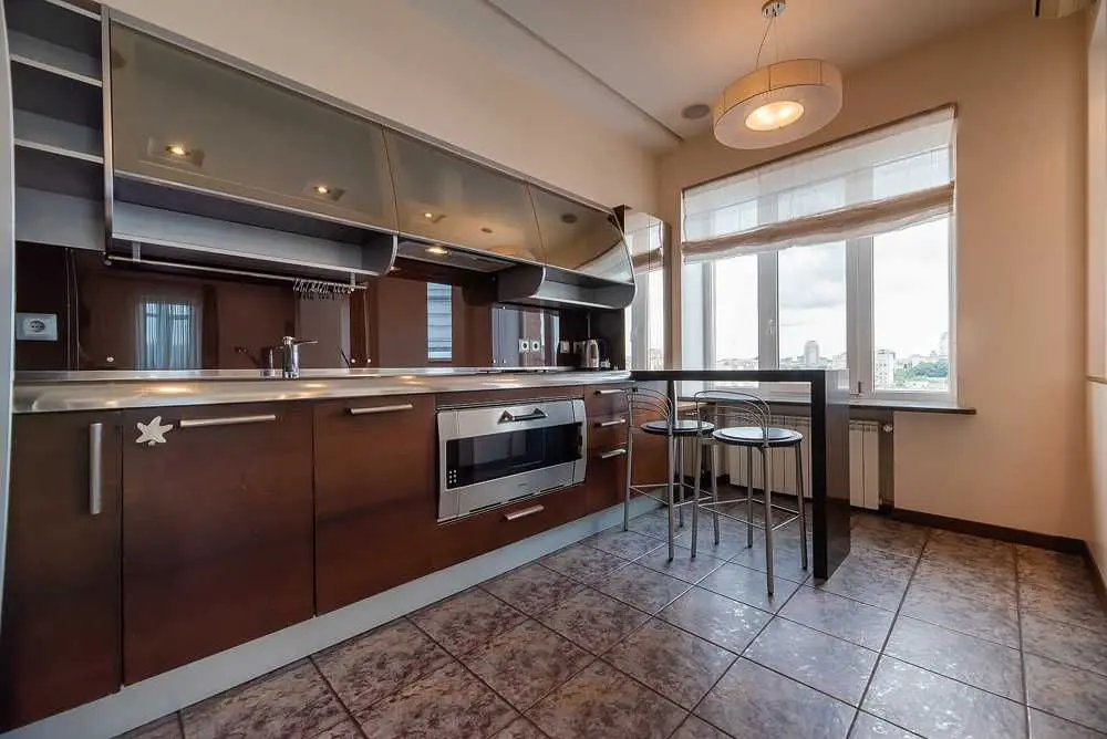 Фото Продаю 4-комнатную квартиру, 150 кв. м, Дмитриевская ул.  Киев, цена: 200000 USD, код 9308