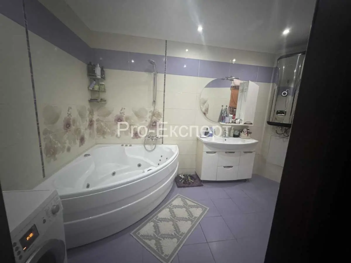 Фото Продаю 2 кімнатну квартиру, 75 кв. м, Шевченка вул.  Бориспіль, ціна: 90000 USD, код 9314