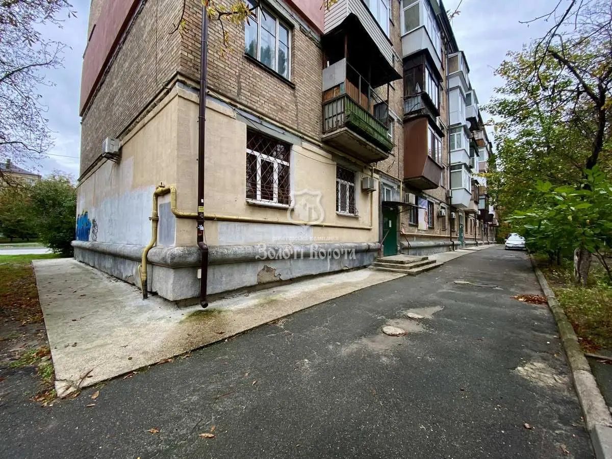 Фото Продаю 3 кімнатну квартиру, 75.3 кв. м, Миколи Міхновського бульв. (Дружби Народів) 20 Київ, ціна: 143000 USD, код 9316