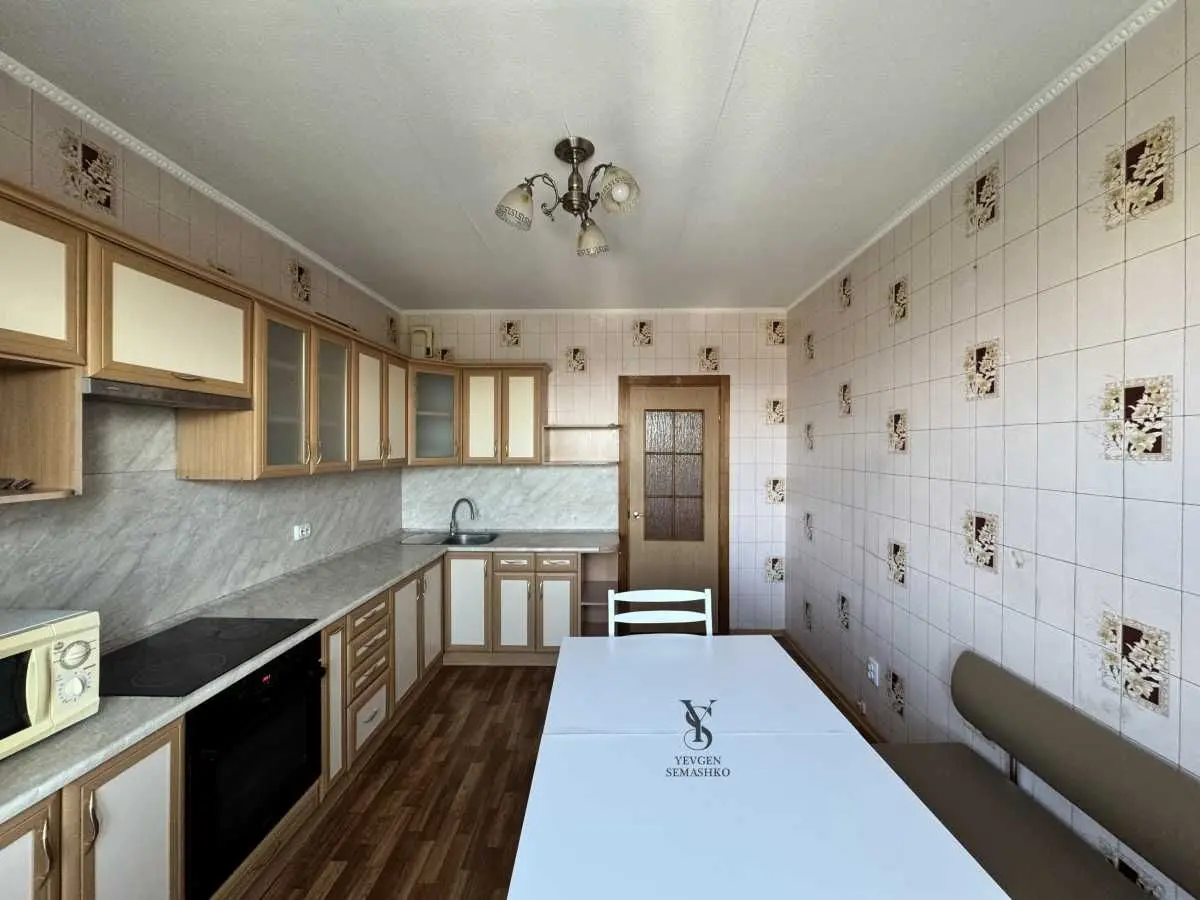Фото Rent a 2-room apartment, Bakynska Street 37г Kyiv for long-term rent, price: 15000 UAH, code 9320