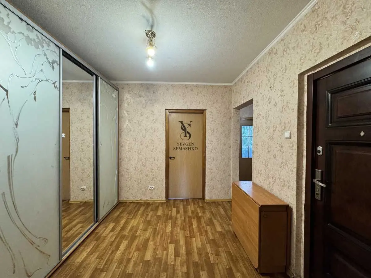 Фото Rent a 2-room apartment, Bakynska Street 37г Kyiv for long-term rent, price: 15000 UAH, code 9320