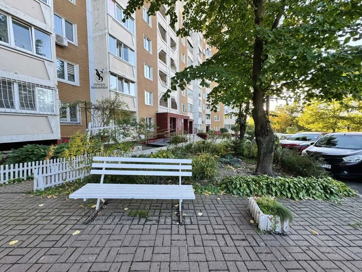 Фото Rent a 2-room apartment, Bakynska Street 37г Kyiv for long-term rent, price: 15000 UAH, code 9320