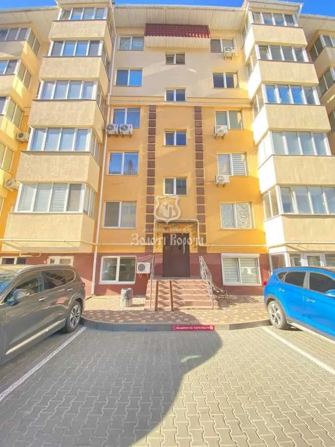 Фото Продаю 3 кімнатну квартиру, 130 кв. м, Тарасівська вул.  Софіївська Борщагівка, ціна: 83000 USD, код 9321