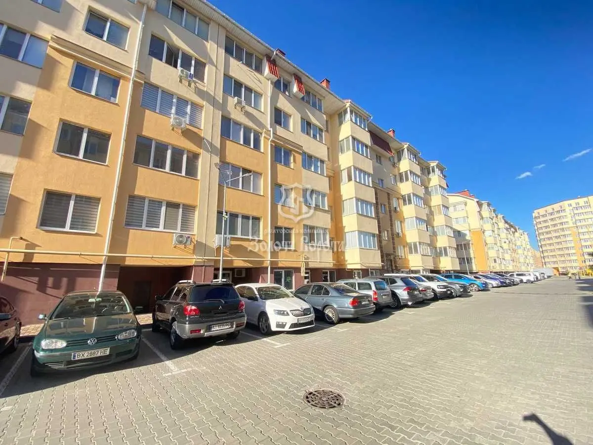 Фото Продаю 3 кімнатну квартиру, 130 кв. м, Тарасівська вул.  Софіївська Борщагівка, ціна: 83000 USD, код 9321
