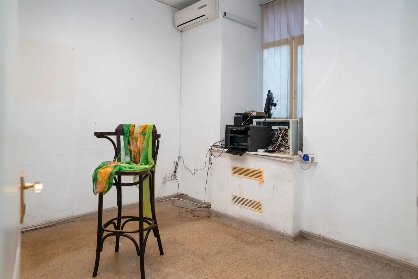 Фото Продаю офіс, 55 кв. м, Саксаганського вул.  Київ, ціна: 120000 USD, код 9323