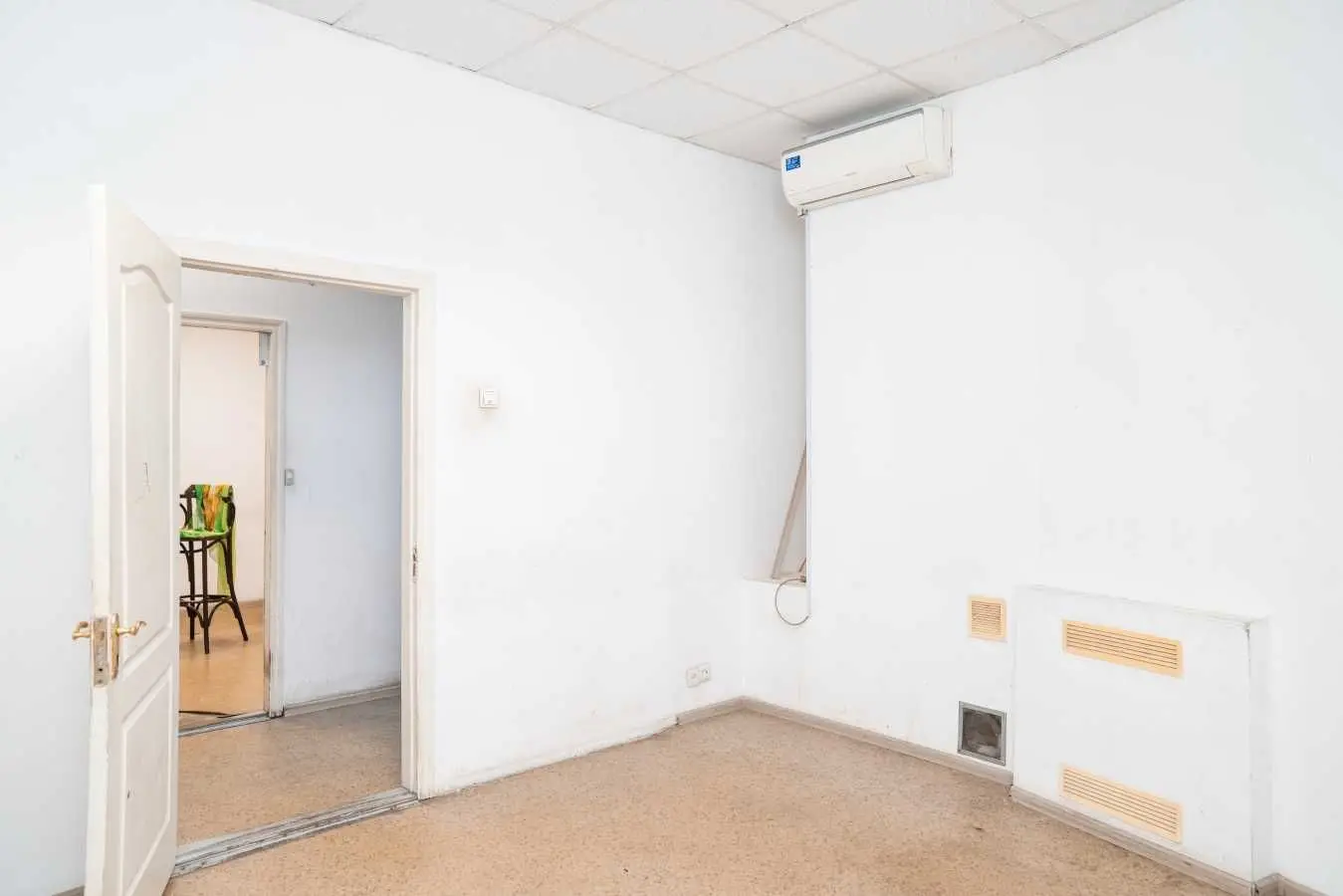 Фото Продаю офіс, 55 кв. м, Саксаганського вул.  Київ, ціна: 120000 USD, код 9323