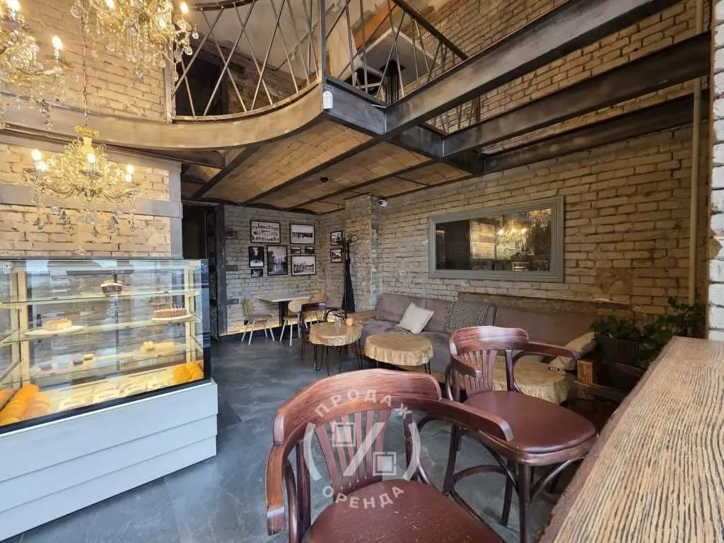 Фото Rent a retail space, Esplanadna Street 32 Kyiv for long-term rent, price: 2000 USD, code 9325