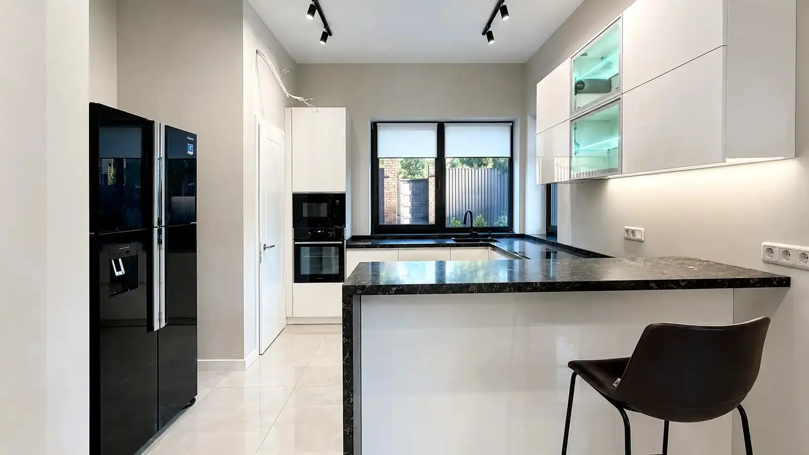 Фото Продаю будинок, 243 кв. м, 5-й Садовий пров.  Київ, ціна: 550000 $, код 9328