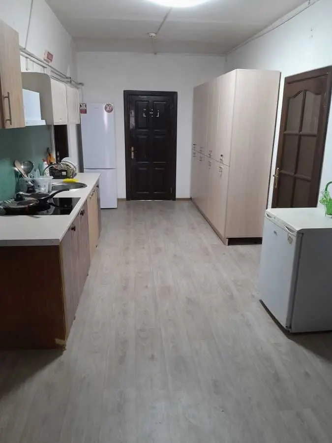 Фото Rent a 7-room apartment, Panteleimona Kulisha Street (Cheliabinska Street)  Kyiv for long-term rent, price: 4000 UAH, code 9331