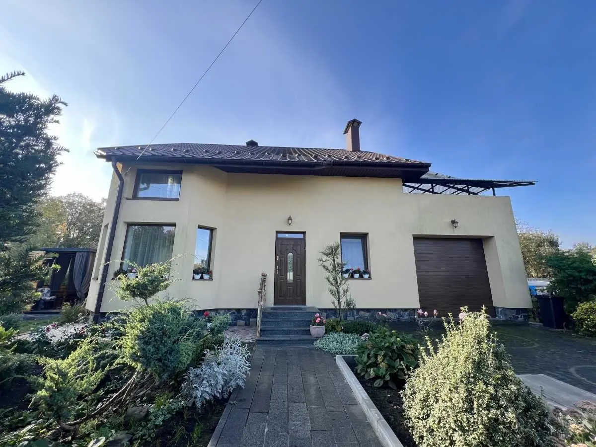 Фото Продаю будинок, 202 кв. м, Львівська вул. 21 Луцьк, ціна: 175000 USD, код 9332